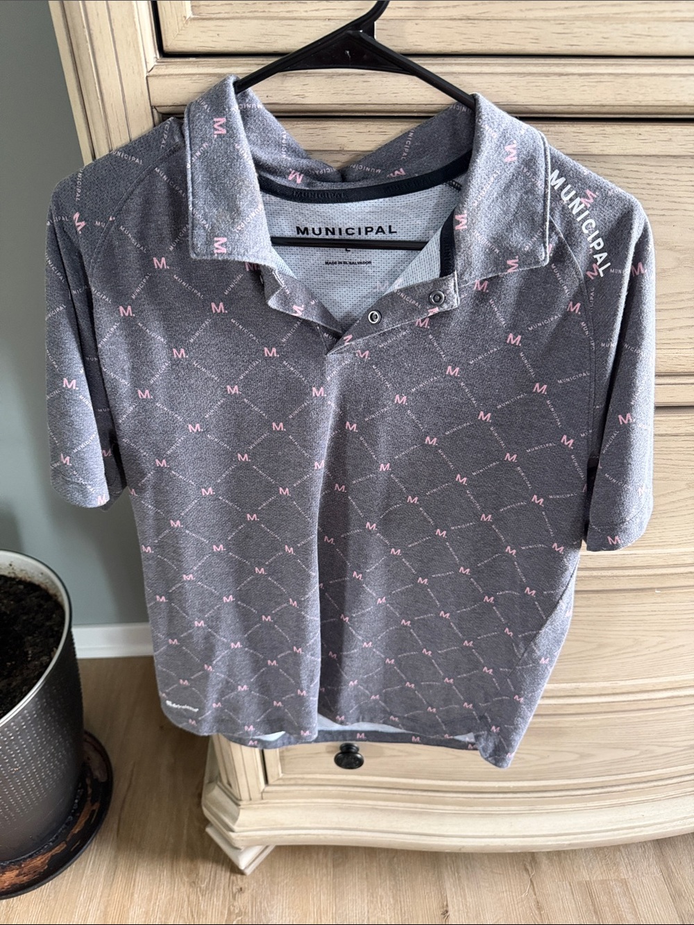 Men’s Municipal Gray/Pink Polo Shirt